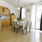Family-friendly With Swimming Pools Tar, Porec - 22736 דירה