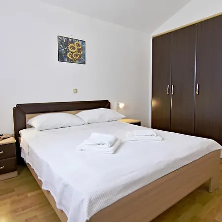 Family Friendly With A Swimming Pool Tar, Porec - 22736
