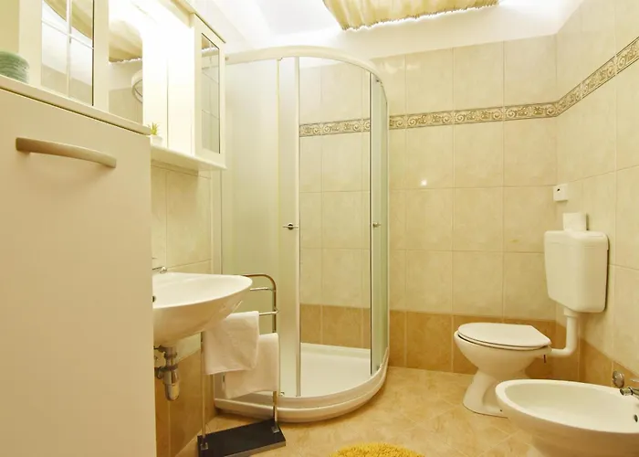 아파트 Family-friendly With Swimming Pools Tar, Porec - 22736